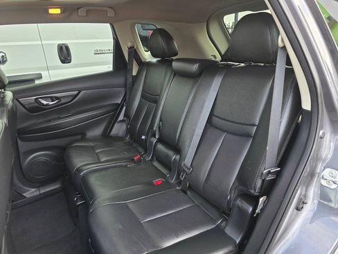 Used 2020 Nissan Rogue SL w/ Premium Package FWD image 13
