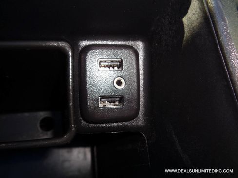 Used 2018 GMC Sierra 1500 SLT image 20