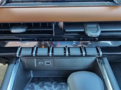 New 2026 GMC Canyon AT4 image 31