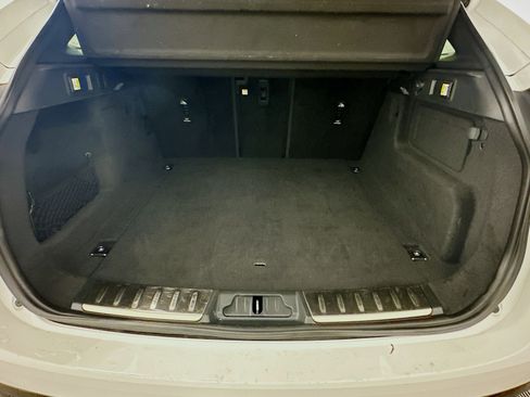 Used 2024 Jaguar F-PACE R-Dynamic S image 31