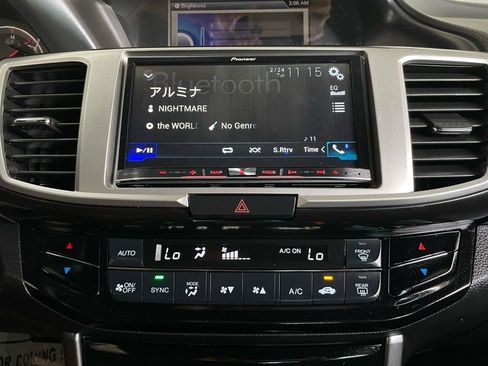 Used 2017 Honda Accord Sport image 33