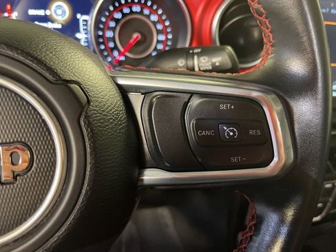 Used 2022 Jeep Gladiator Rubicon w/ Trailer Tow Package image 18