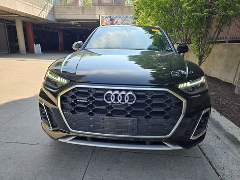 Used 2023 Audi Q5 2.0T Prestige w/ Prestige Package AWD/4WD image 2