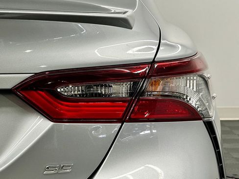 Certified 2022 Toyota Camry SE image 12