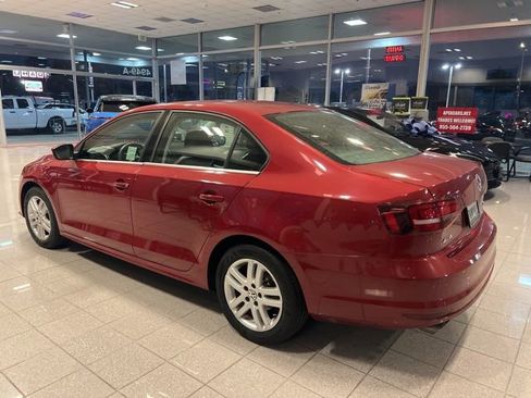 Used 2017 Volkswagen Jetta S image 11