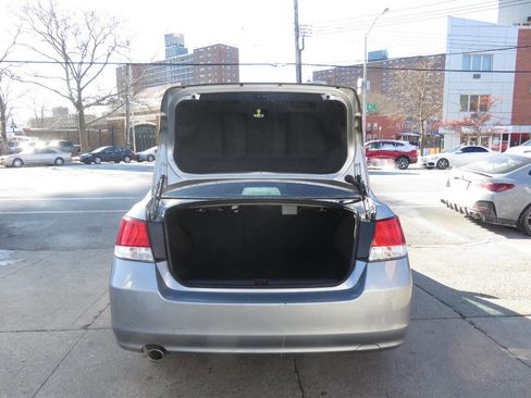 Used 2011 Subaru Legacy 2.5i Premium image 22