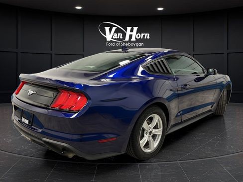 Used 2020 Ford Mustang Coupe RWD image 7