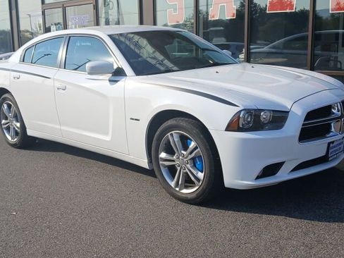 Used 2013 Dodge Charger R/T w/ Driver Confidence Group image 2