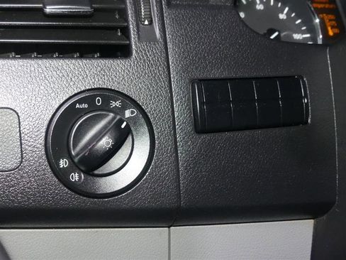 Used 2016 Mercedes-Benz Sprinter 3500 image 24