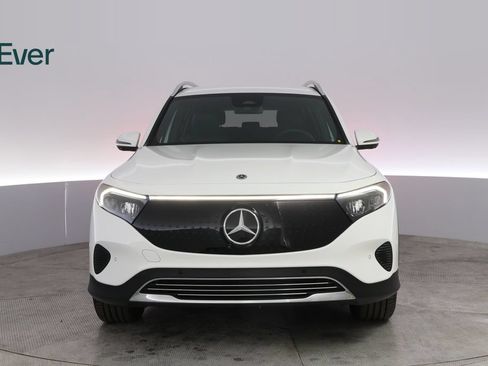Used 2025 Mercedes-Benz EQB 250+ image 12