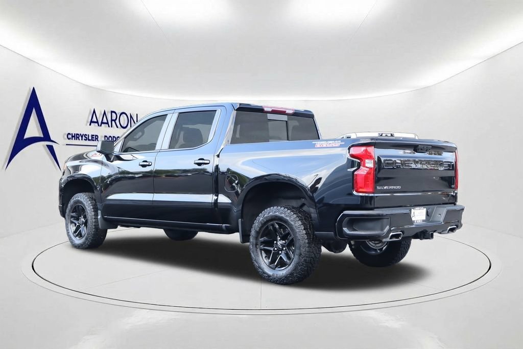 Used 2024 Chevrolet Silverado 1500 LT Trail Boss w/ Convenience Package II AWD/4WD image 7