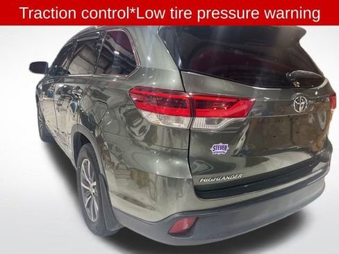 Used 2018 Toyota Highlander XLE image 7