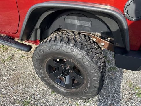 Used 2009 Jeep Wrangler X image 10