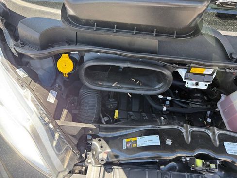 Used 2023 RAM ProMaster 2500 FWD image 10