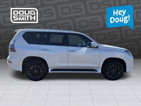 Used 2022 Lexus GX 460 Premium w/ Premium Package image 6