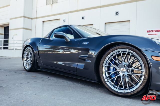 Used 2009 Chevrolet Corvette ZR1 w/ Preferred Equipment Group RWD image 29