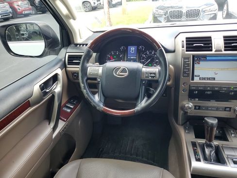 Used 2019 Lexus GX 460 Premium AWD/4WD image 12