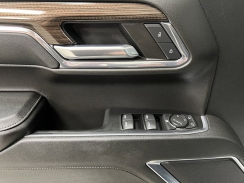 Used 2024 Chevrolet Silverado 1500 RST image 22