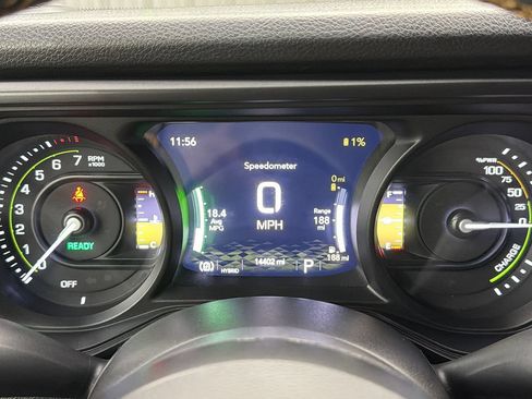 Used 2024 Jeep Wrangler Unlimited AWD/4WD image 25