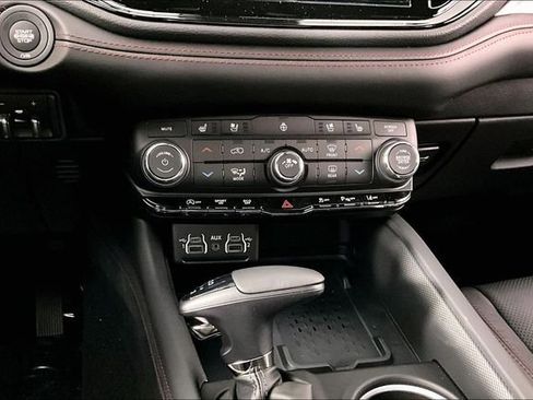 New 2026 Dodge Durango GT image 7