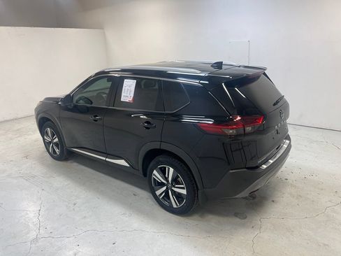 Used 2023 Nissan Rogue SL FWD image 5