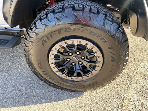 New 2025 Ford Bronco Raptor AWD/4WD image 30
