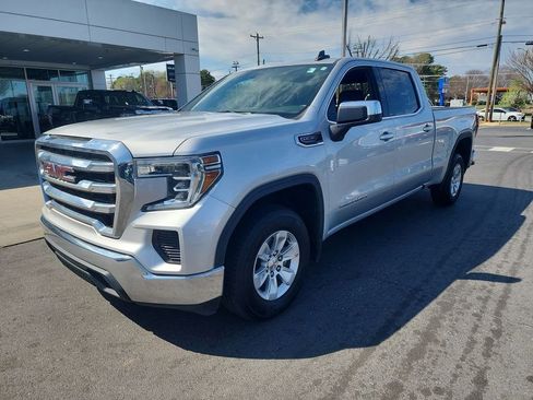 Certified 2020 GMC Sierra 1500 SLE w/ SLE Value Package image 4