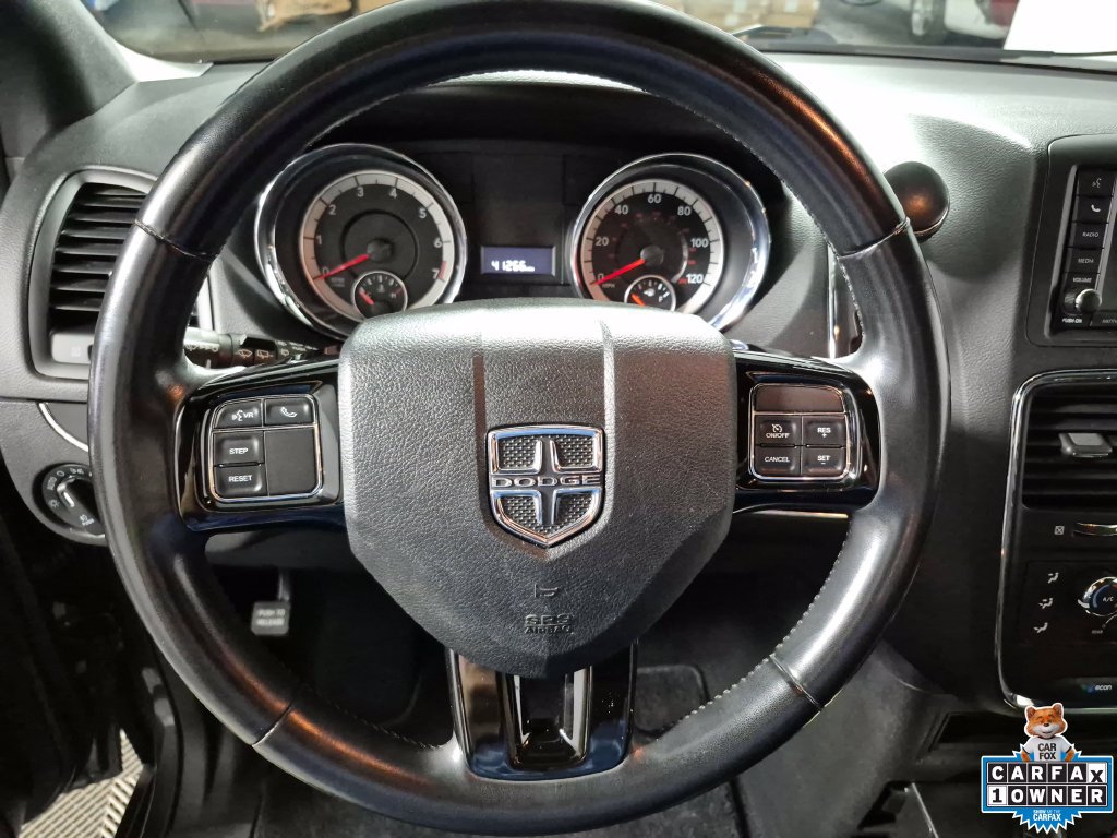 Used 2020 Dodge Grand Caravan SE FWD image 11