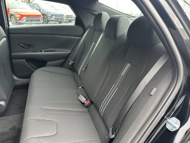 New 2026 Hyundai Elantra SEL FWD image 21