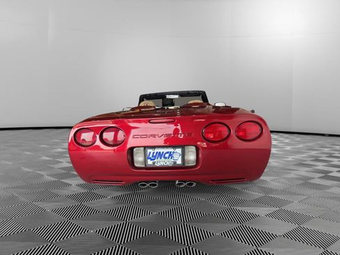 Used 2004 Chevrolet Corvette Convertible w/ Preferred Equipment Group RWD image 4