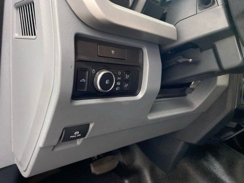 Used 2024 Ford F550 2WD Regular Cab Super Duty w/ XL Chrome Package image 13