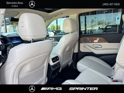 Certified 2024 Mercedes-Benz GLS 450 4MATIC image 22