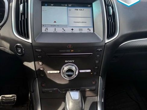 Certified 2017 Ford Edge Sport w/ Technology Package image 9