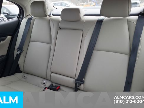 Used 2025 MAZDA MAZDA3 s image 17