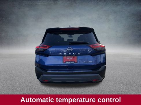 Used 2023 Nissan Rogue SV w/ SV Premium Package image 10