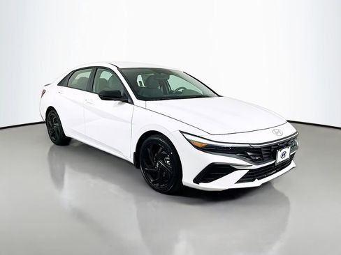 New 2026 Hyundai Elantra Sport image 3