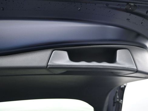 New 2025 Toyota RAV4 XLE image 16