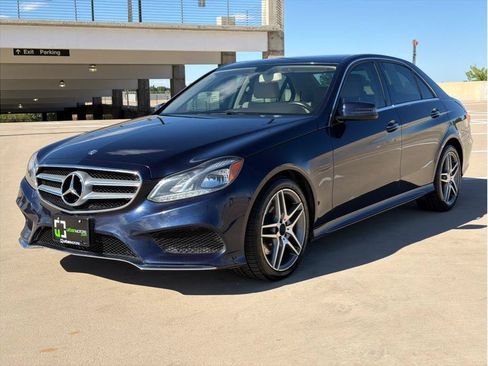 Used 2014 Mercedes-Benz E 350 4MATIC Sedan image 3