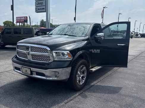 Used 2017 RAM 1500 Laramie w/ Convenience Group AWD/4WD image 1