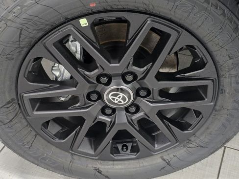 New 2026 Toyota Tundra SR5 image 9