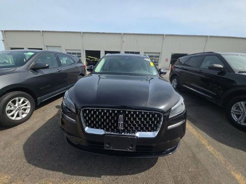 Used 2022 Lincoln Corsair Grand Touring AWD/4WD image 3