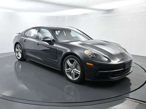 Certified 2018 Porsche Panamera 4 AWD/4WD image 17