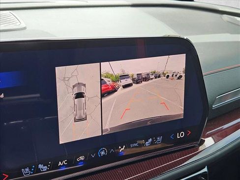 New 2026 Chevrolet Traverse RS FWD image 13