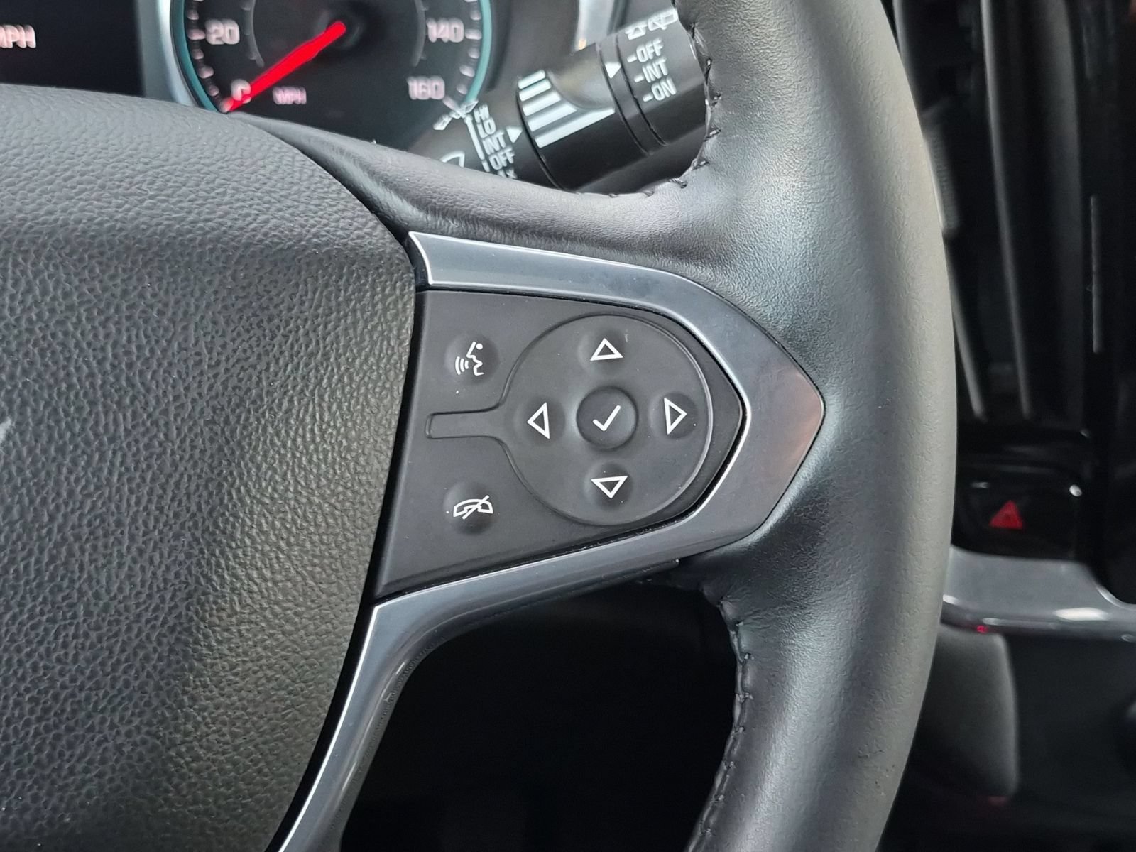Used 2022 Chevrolet Traverse RS AWD/4WD image 14