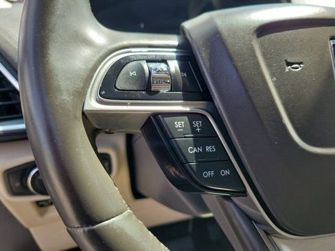 Certified 2020 Lincoln Nautilus Standard w/ Equipment Group 101A image 26