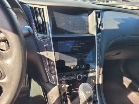 Used 2018 INFINITI Q60 3.0t Sport w/ Sensory Package 3.0T Sport image 17