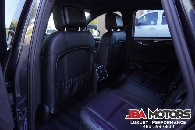 Used 2022 Porsche Macan GTS AWD/4WD image 7