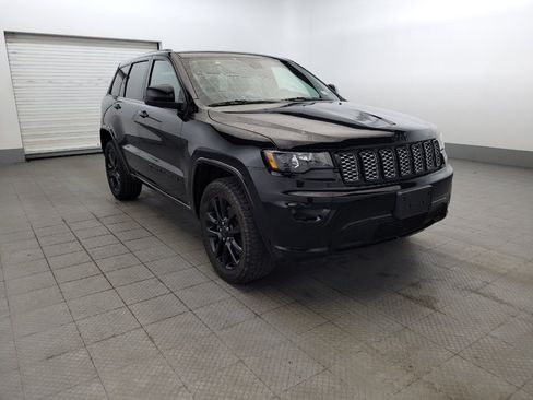 Used 2022 Jeep Grand Cherokee Laredo X AWD/4WD image 13