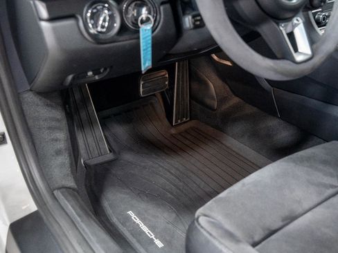 Used 2019 Porsche 911 Carrera GTS image 89