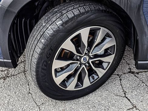 Used 2024 Subaru Outback Limited AWD/4WD image 12